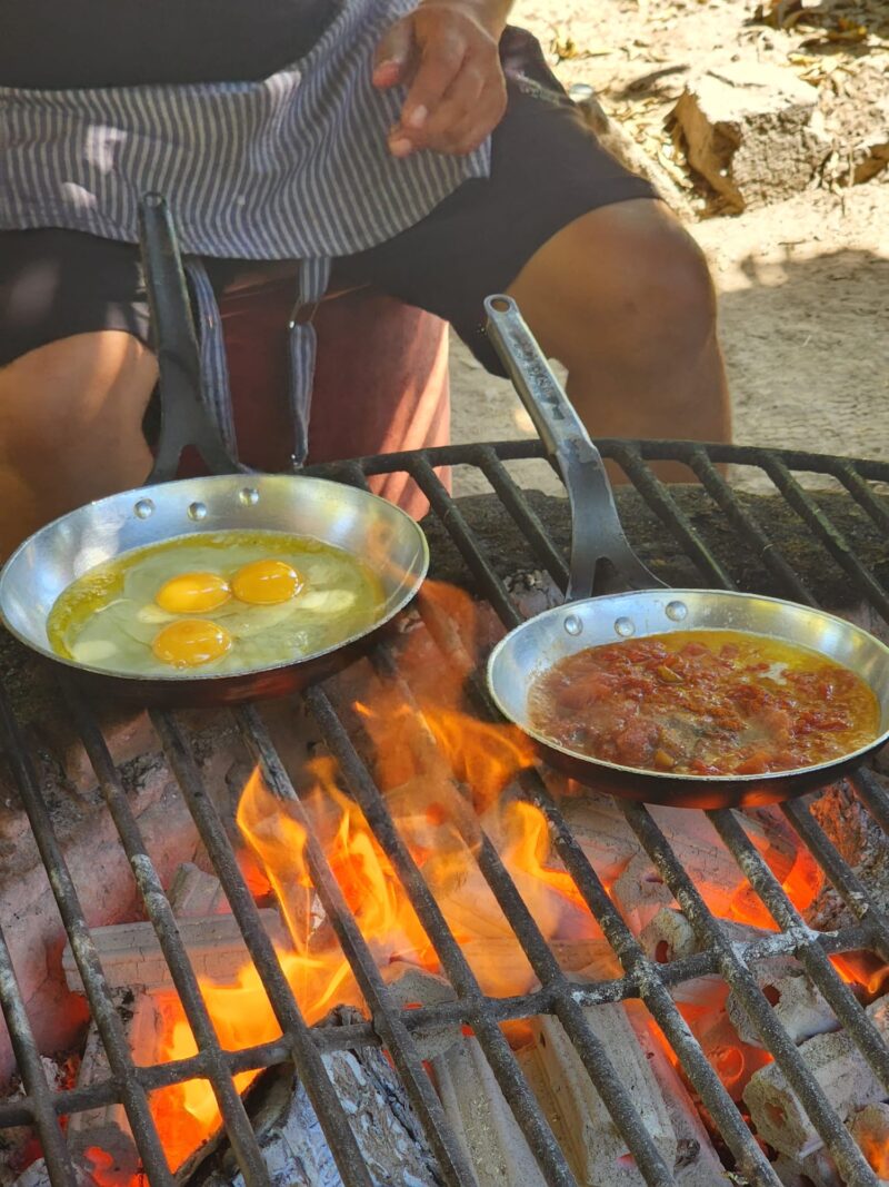 Bozukbağ Kahvaltıcısı Bodrum Yumurta ve Menemen Yapılışı