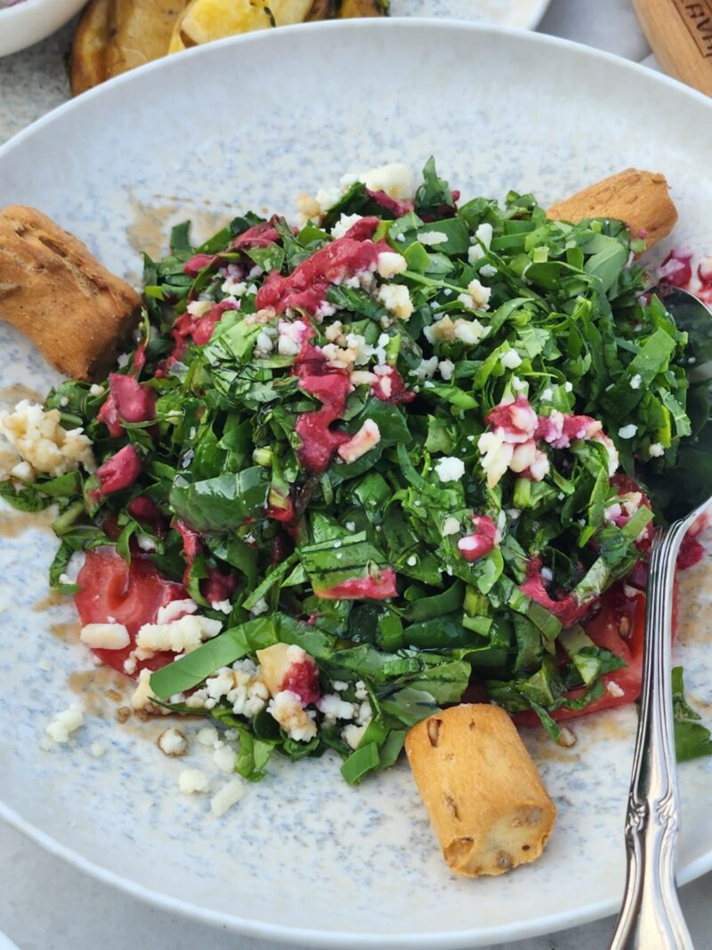 Vişneli Meyhane Cihangir Vişneli Roka Salatası