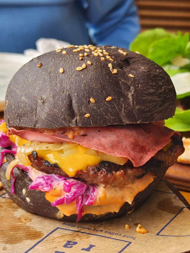 Aura Restoran Çengelköy Aura Burger