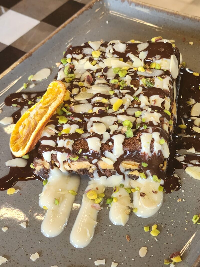 Aura Restoran Çengelköy Brownie