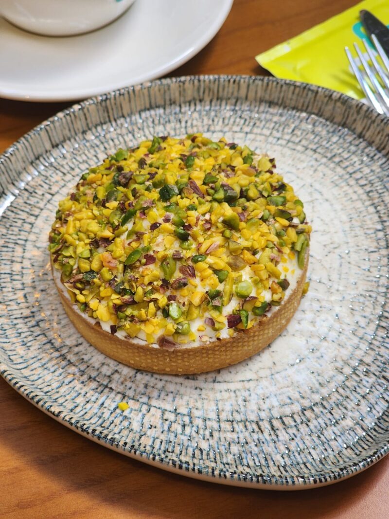 Plus Kitchen Suadiye Antep Fıstıklı Tart