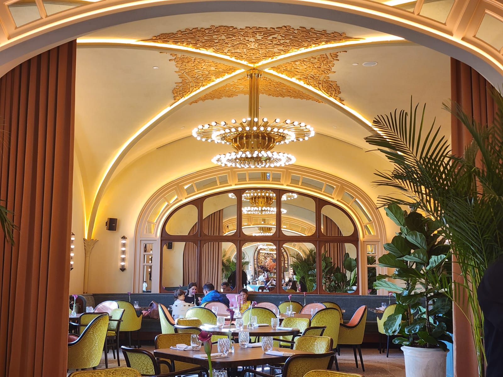 Bardot Beymen Zorlu Center İçerisi 6