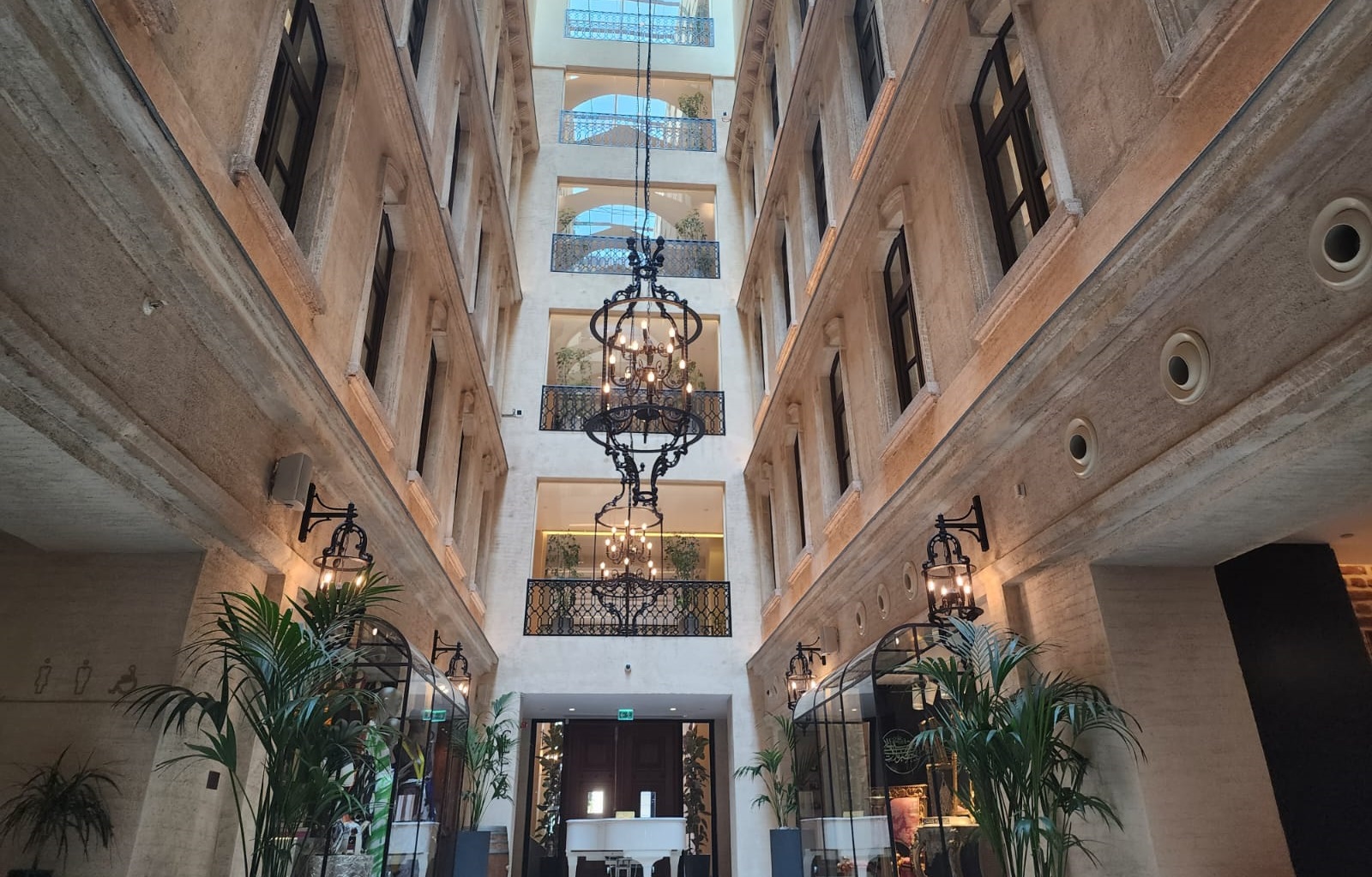 JW Marriott İstanbul Bosphorus İçerisi 2