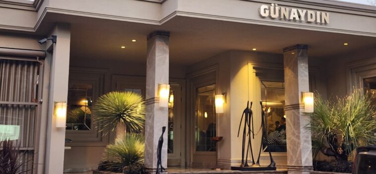 Günaydın Kebap Etiler girişi