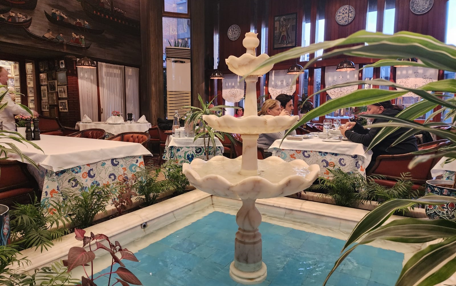 Beyti Florya Havuzlu Salon 1