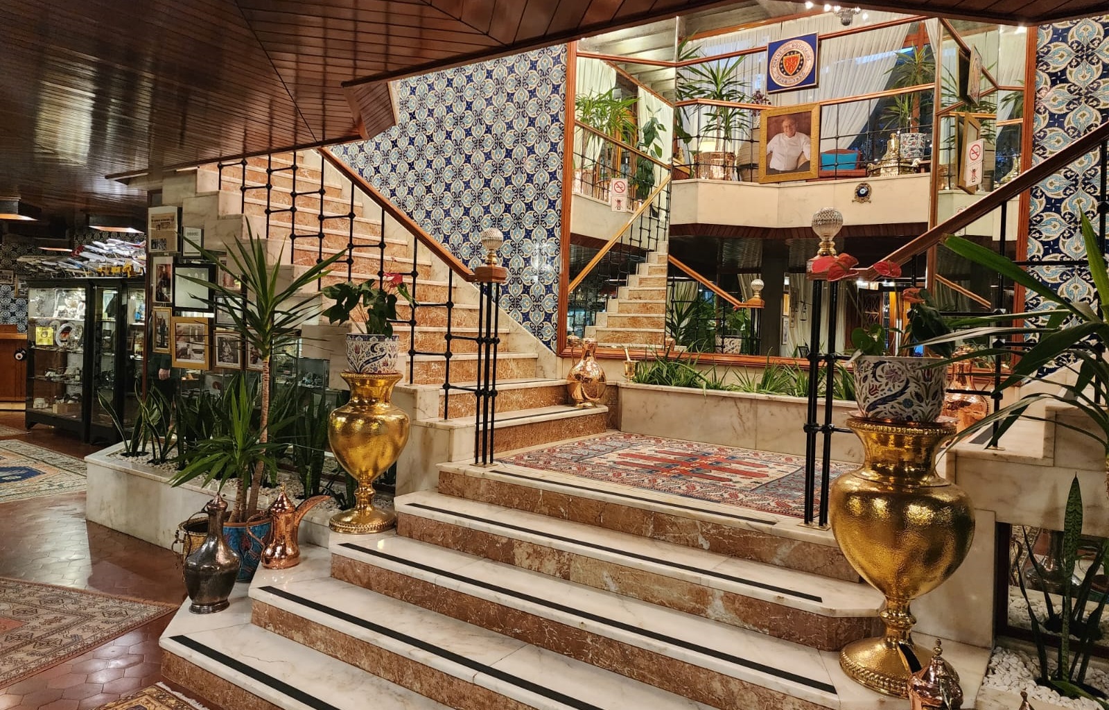 Beyti Florya İçerisi Merdivenler