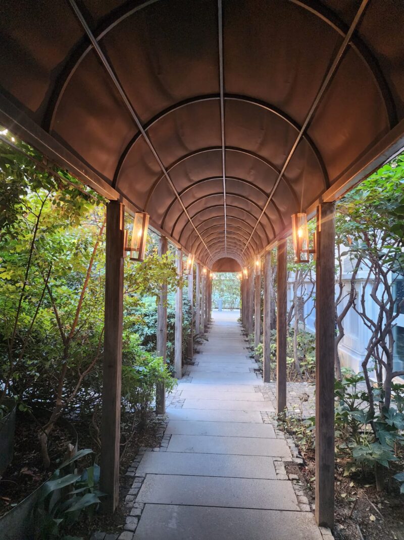 Cecconis Restaurant Girişi 2