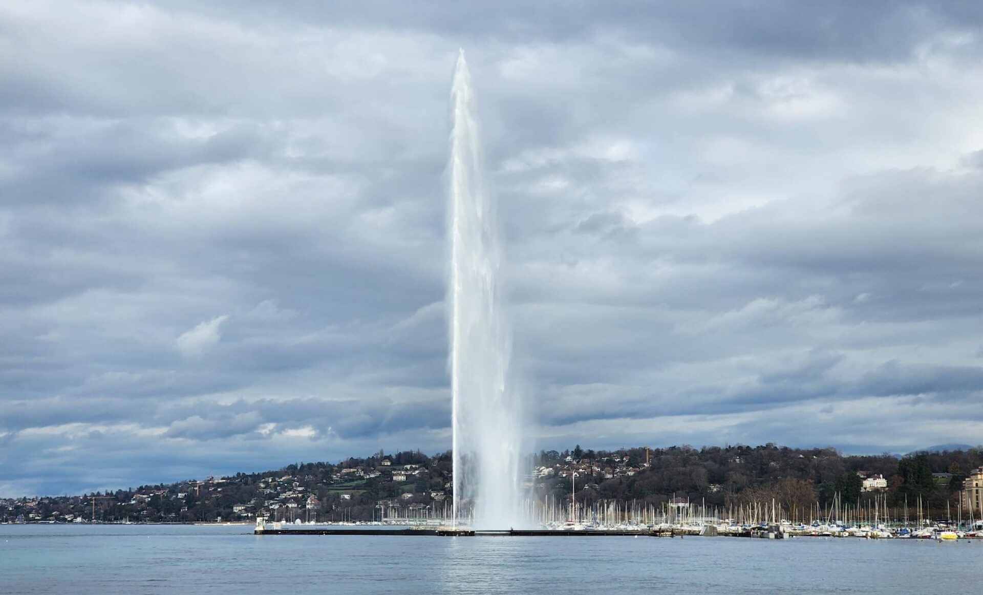 Cenevre Su Fiskiyesi Jet d’Eau
