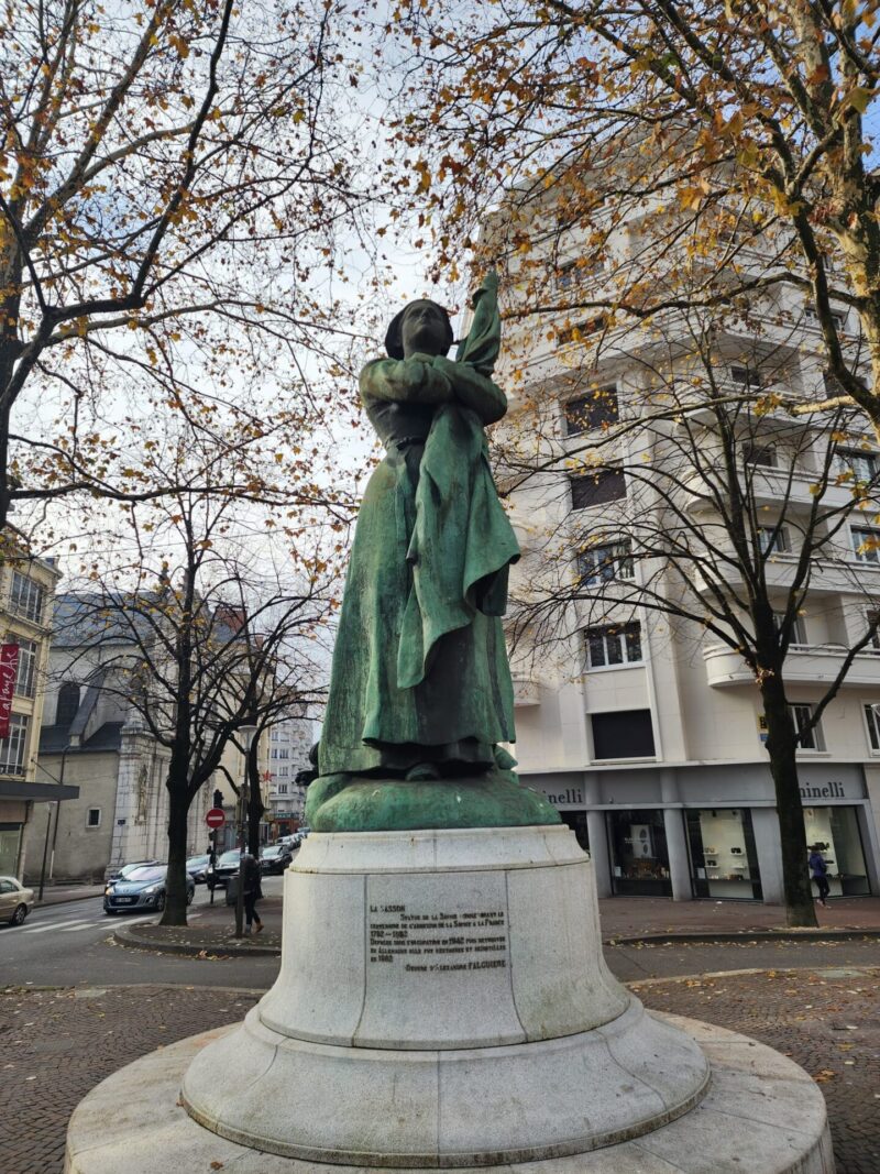 Chambery Fransa Heykel 1