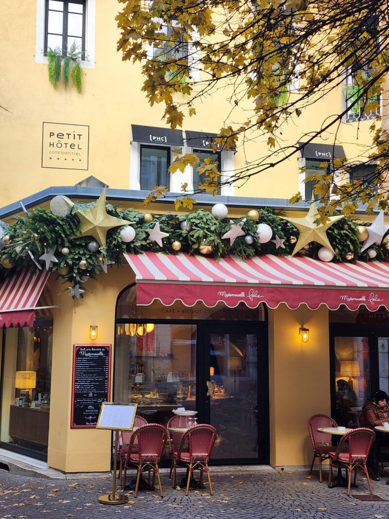 Chambery Mademoiselle Folie Girişi