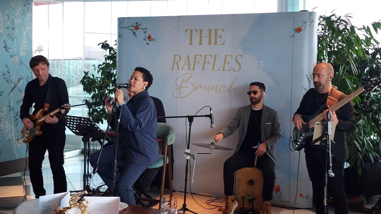 Raffles Hotel İstanbul Brunch Canlı Müzik 1
