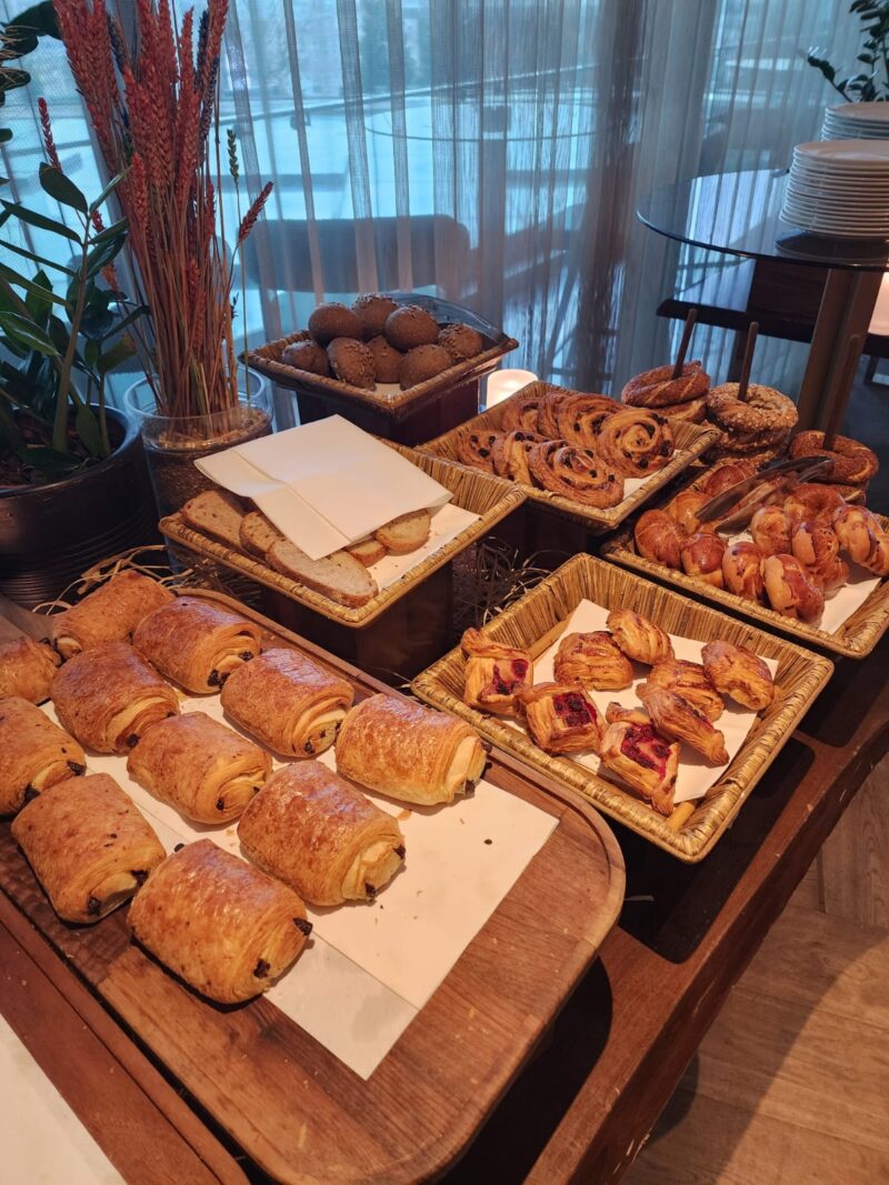 Raffles Hotel İstanbul Brunch Fırın Ürünleri
