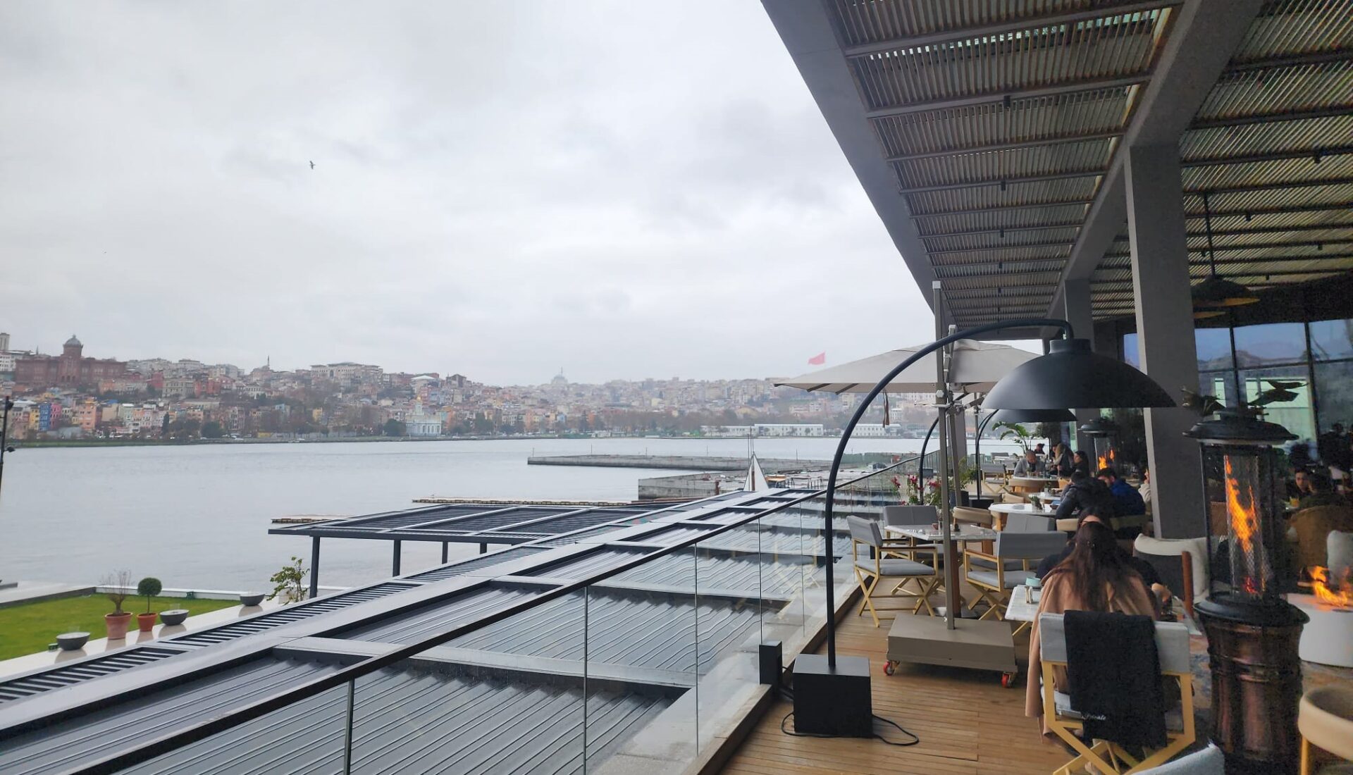 Josephine Rixos Tersane İstanbul Teras Bölümü