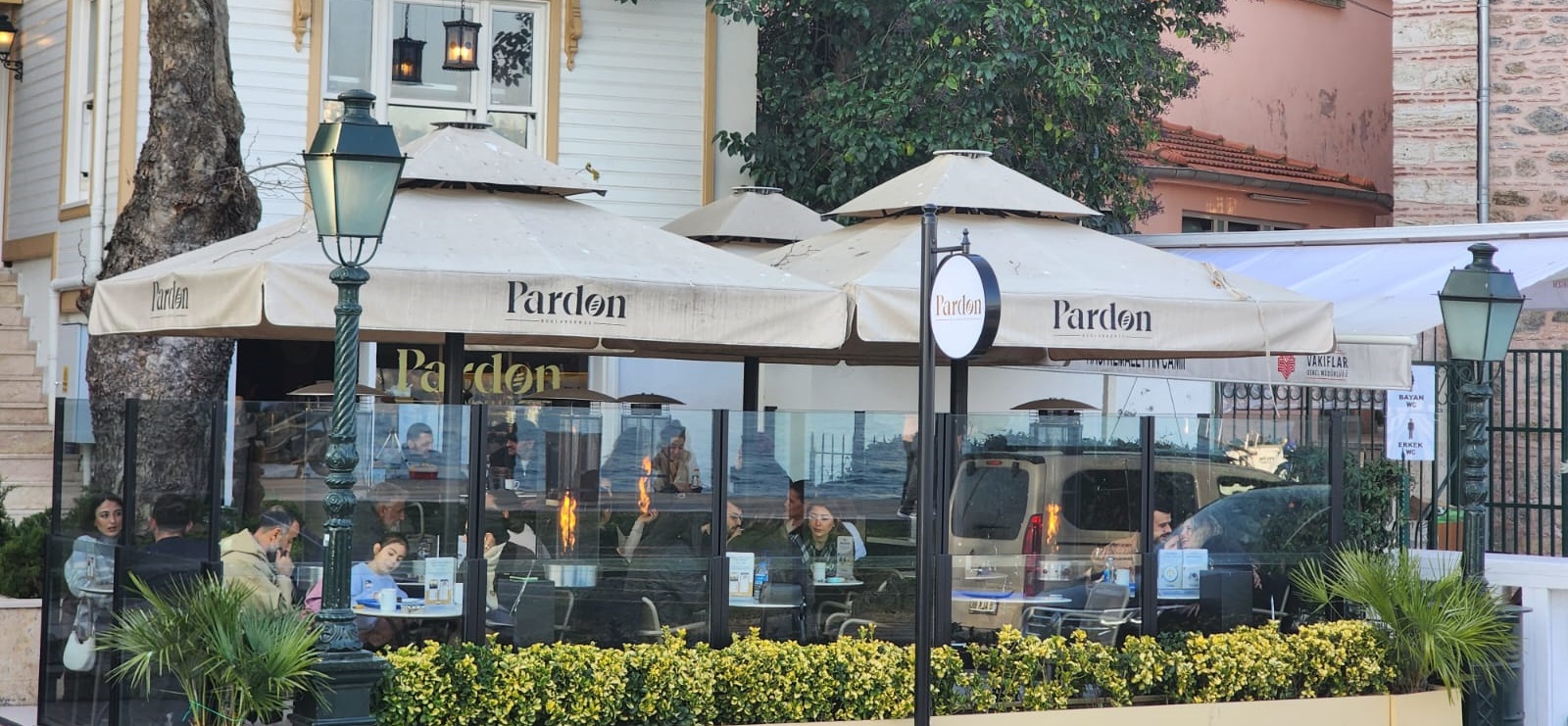 Pardon Boulangerie Rumeli Hisarı Girişi 1