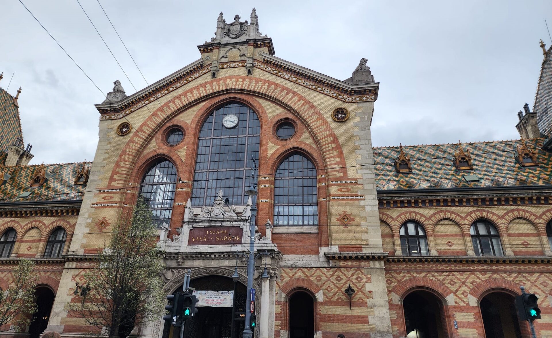 Budapeşte Merkez Hali Girişi