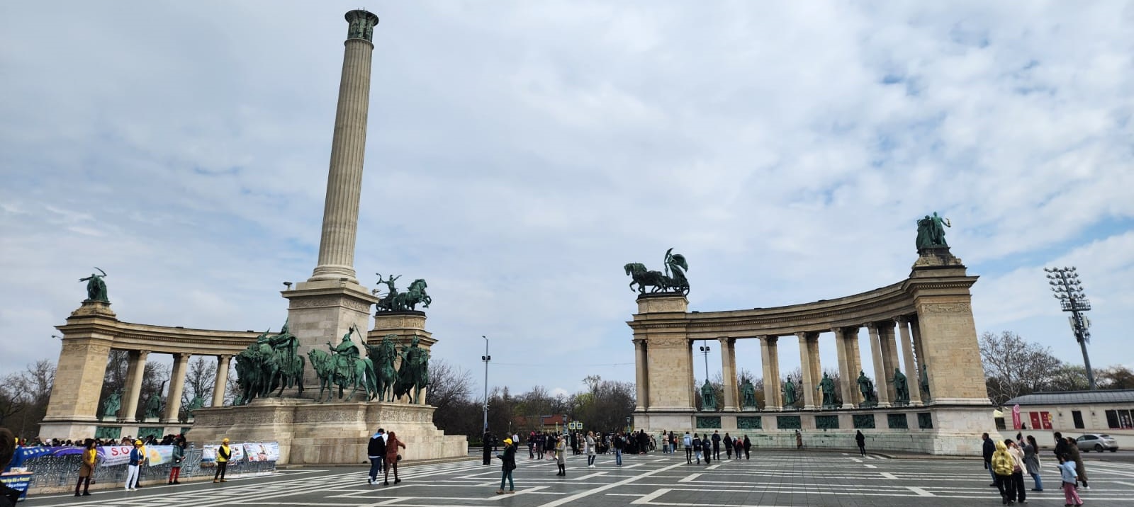 Kahramanlar Meydanı Budapeşte