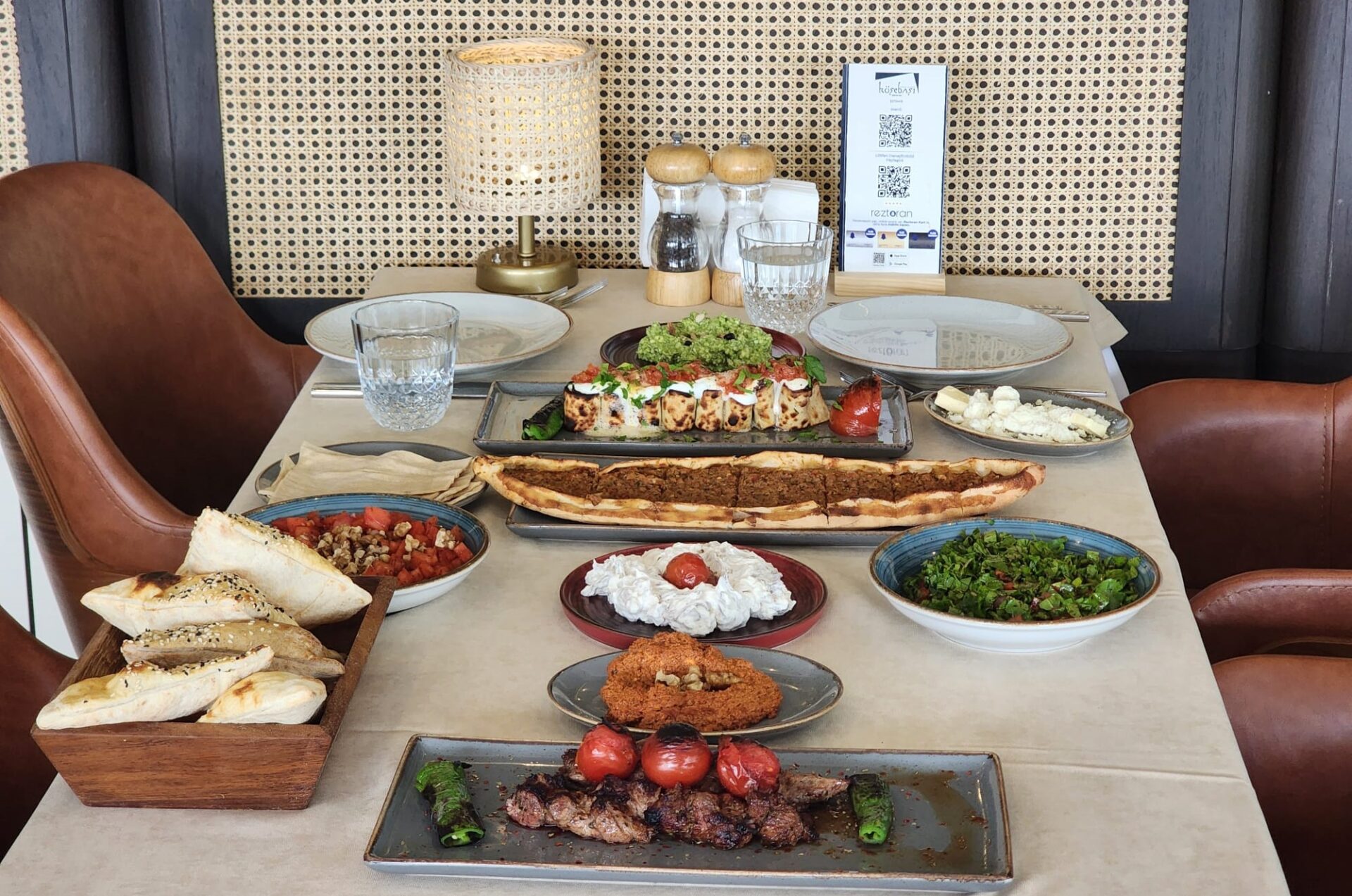 Köşebaşı İstinye Yemekler