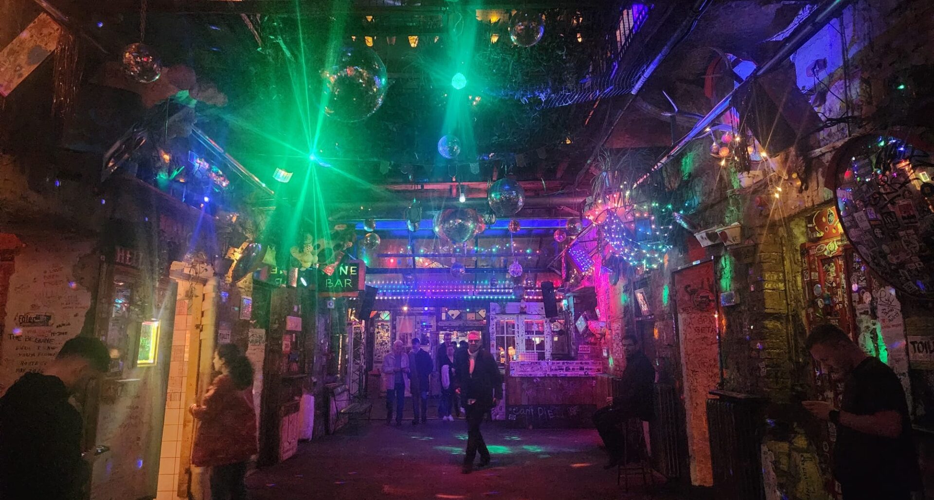 Szimpla Kert Ruin Bar Budapeşte