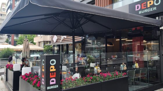 Depo Burger Caddebostan Girişi 1