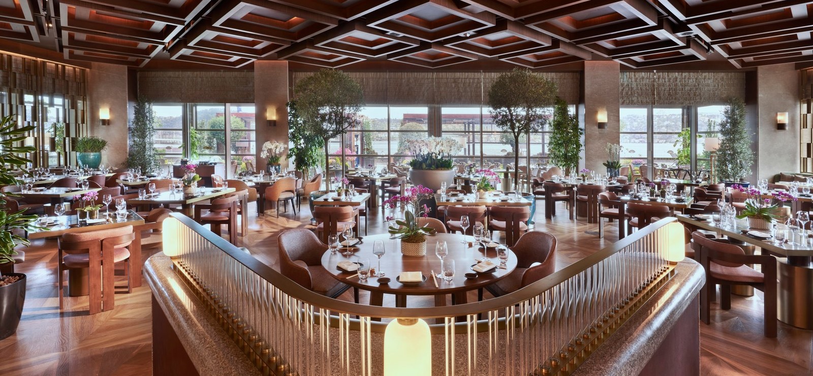 Novikov Mandarin Bosphorus