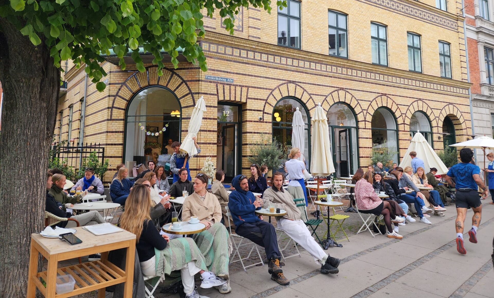 Sonny Cafe Kopenhag Dışarısı