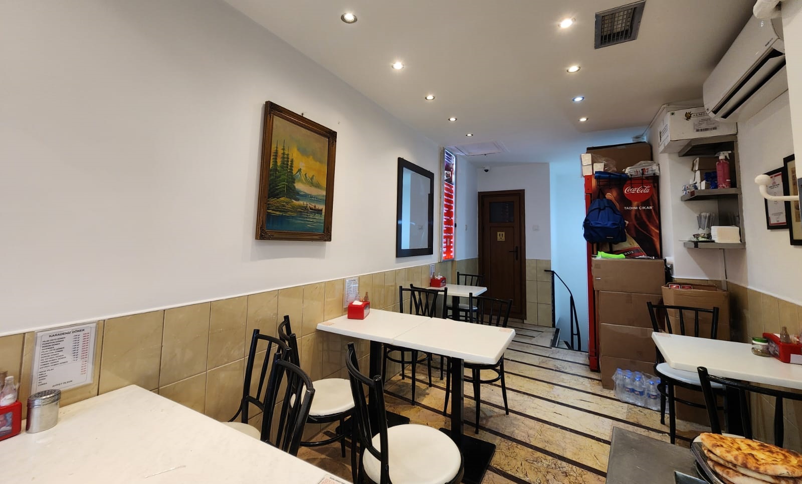 Tarihi Karadeniz Döner Asım Usta Beşiktaş İçerisi 1