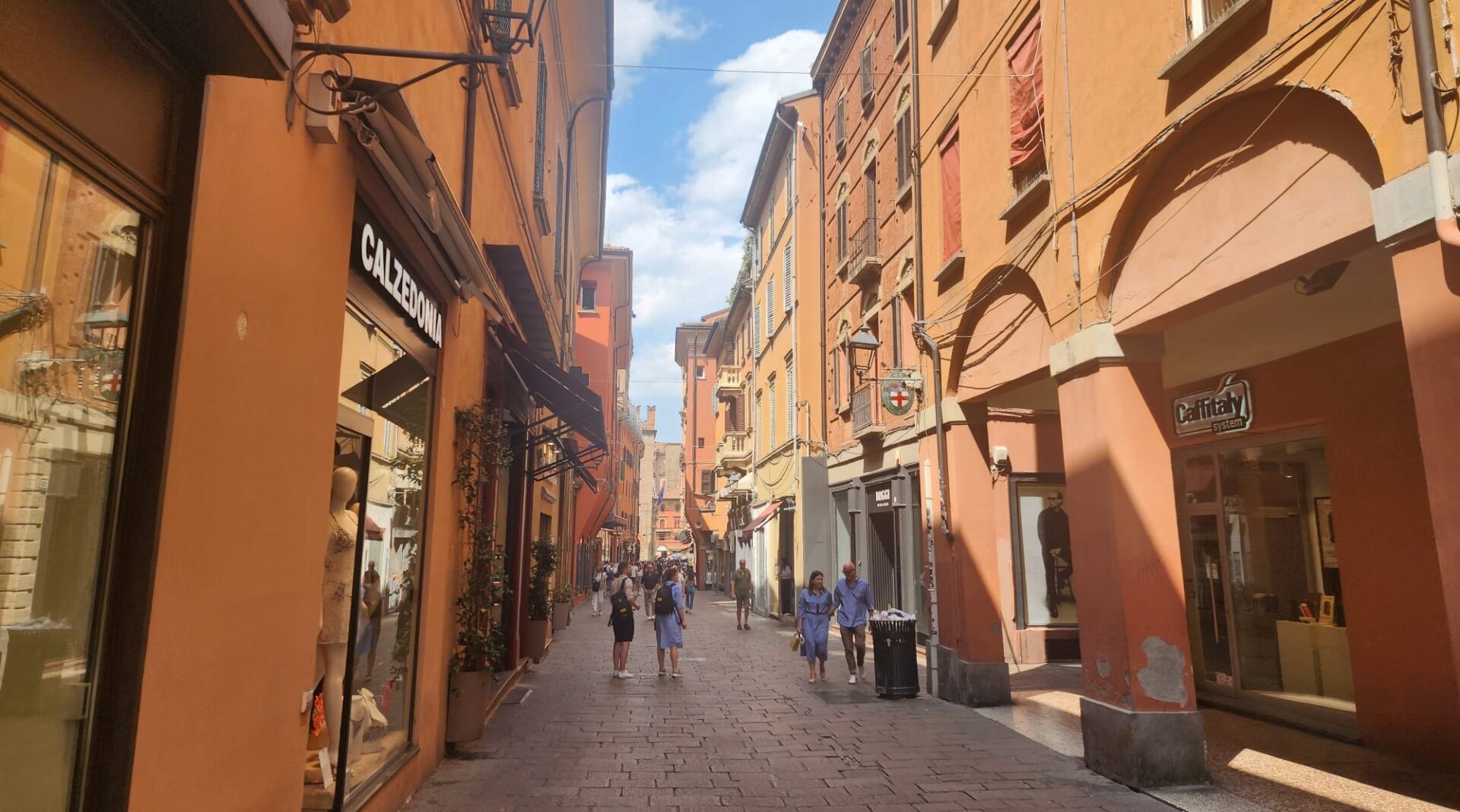 Via d'Azeglio Bolonya İtalya