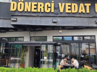 Dönerci Vedat Usta Altındağ Şubesi Girişi