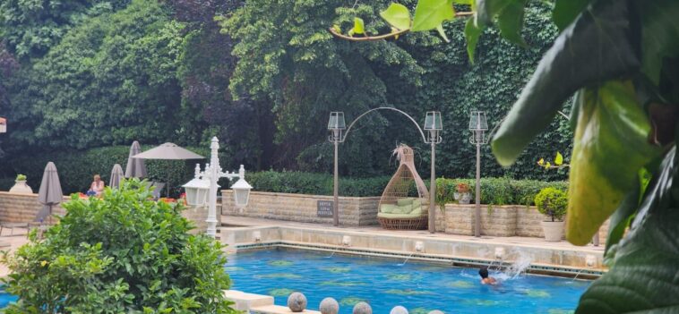 Gazebo Pool Bar Grand Hyatt İstanbul Havuz