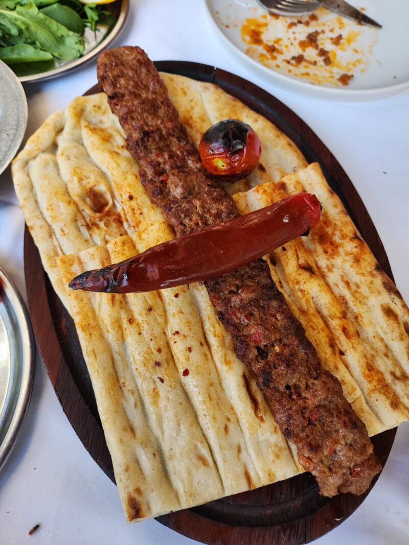 Mert Arnavutköy Adana Kebabı