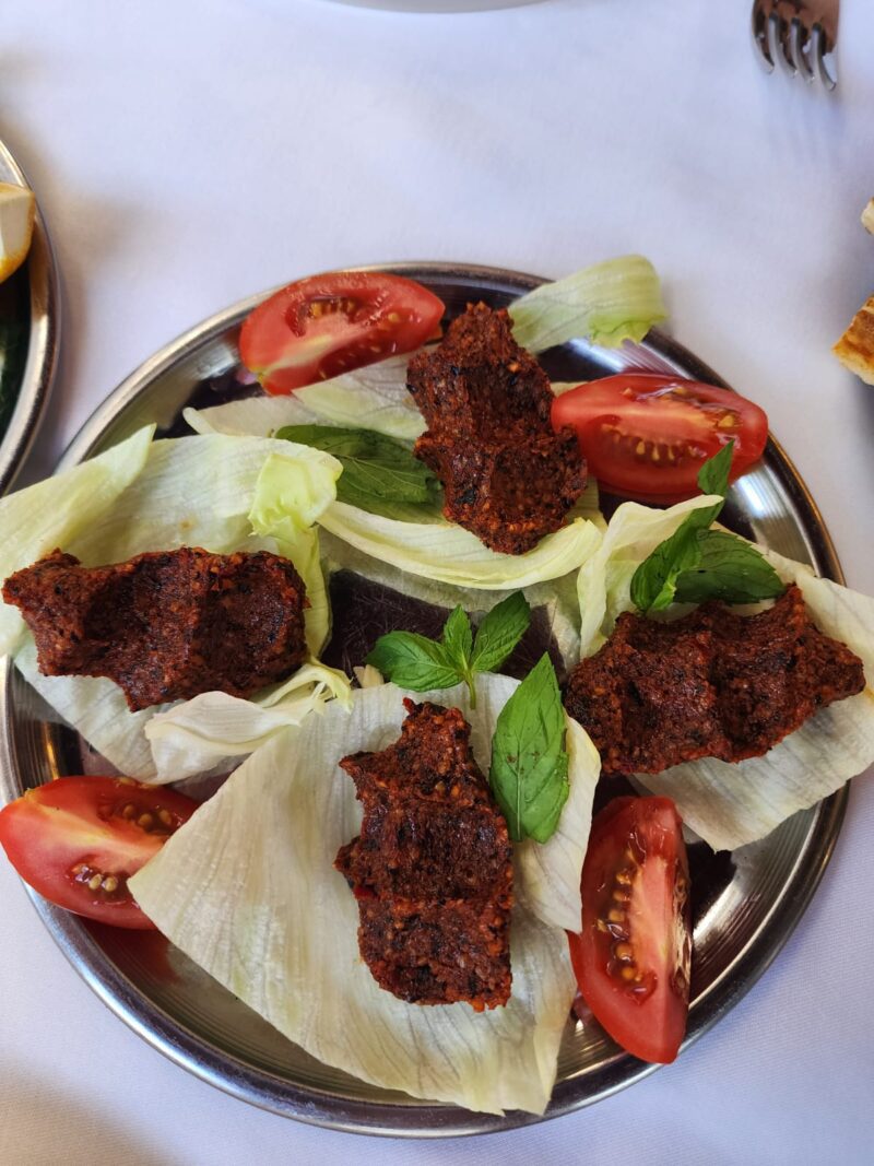Mert Arnavutköy Çiğ Köfte