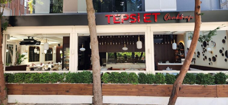 Tepsi Et Caddebostan Girişi
