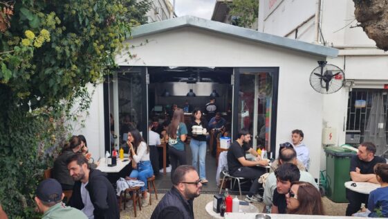 Supernormal Burger Etiler Giriş