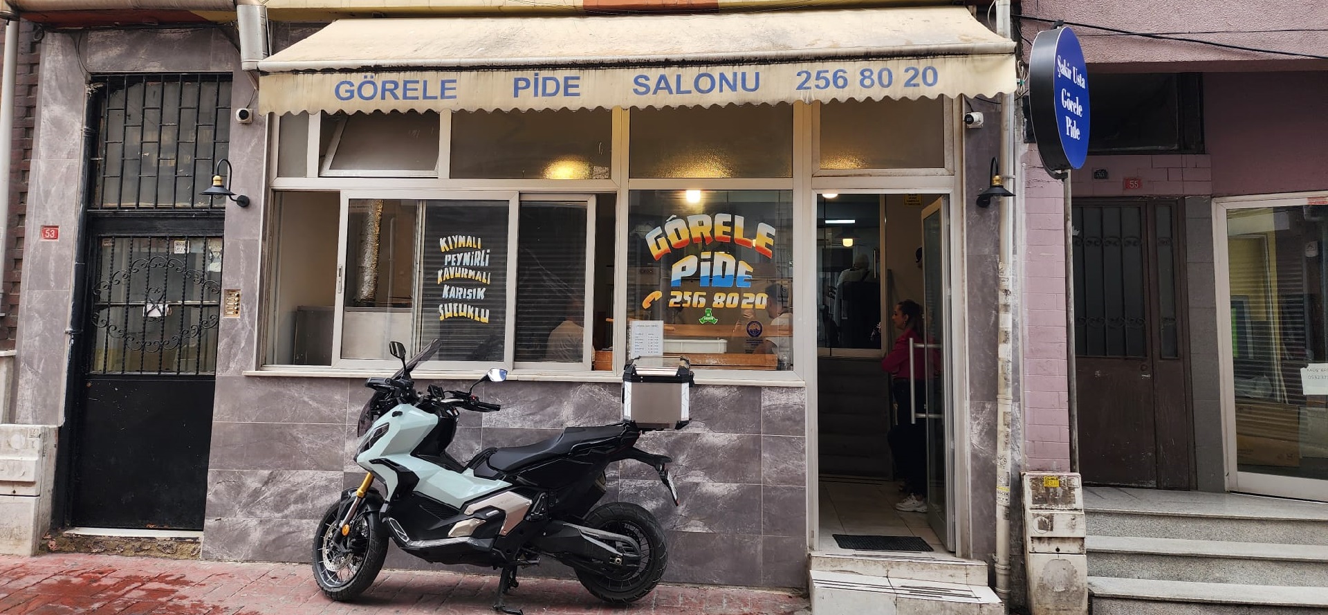 Görele Pide Şakir Usta Girişi