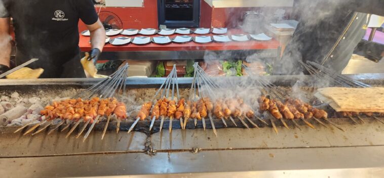 Kaburgacı Cabbar Istanbul Kaburgadan Çöp Şiş 2