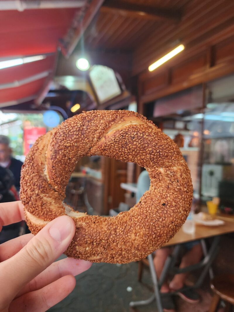 Karaköy Galata Simitçisi Sıcak Simit