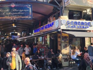 Şehzade Cağ Kebap Hoca Paşa Lokantalar Sokağı
