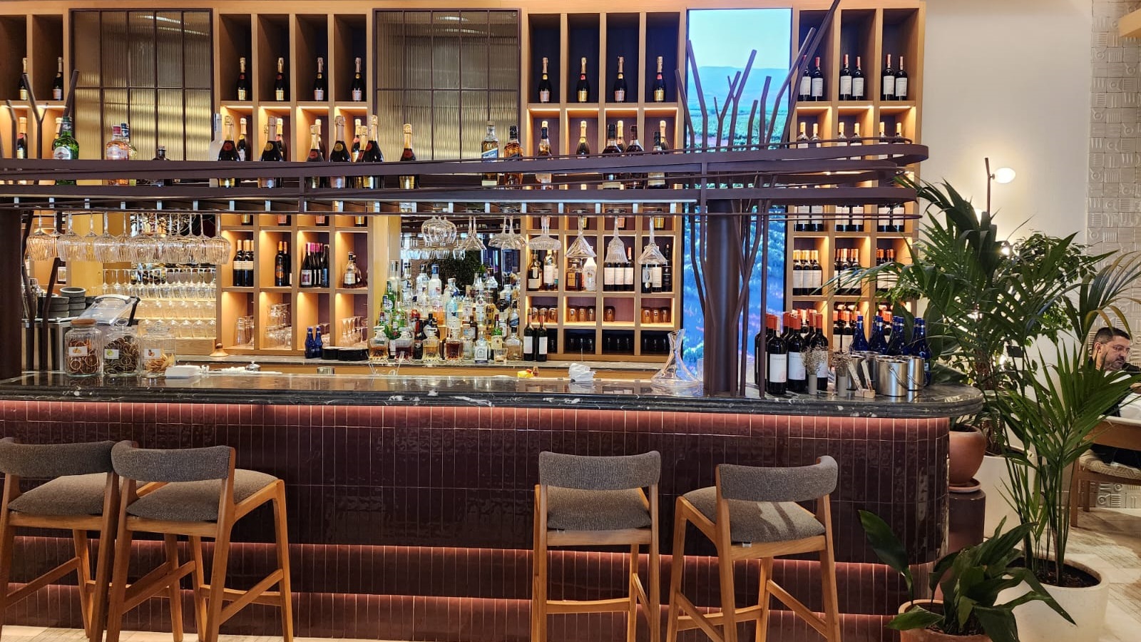 Cafe Marmara Bar Bölümü