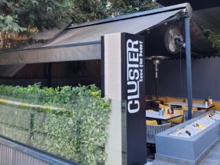 Cluster Burger Cadde Girişi