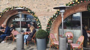 Divan Bistro Kuruçeşme Girişi