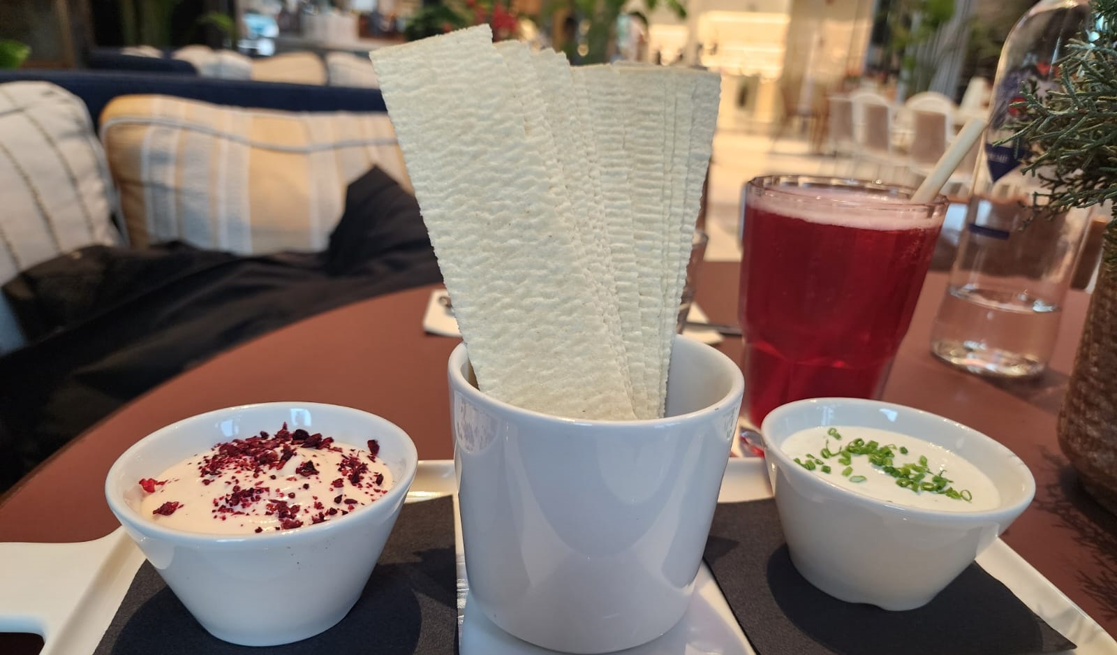 Bardot Blue Cips & Dip