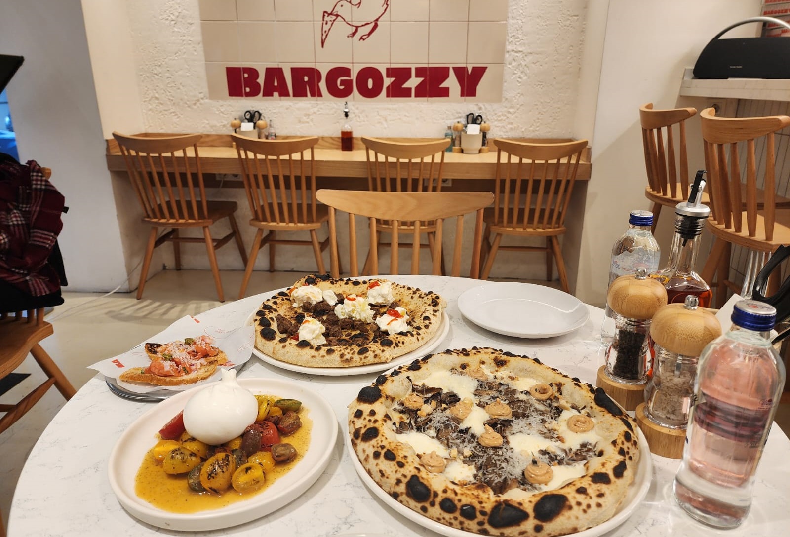 Bargozzy Pizza Nişantaşı Pizzalar ve Salata