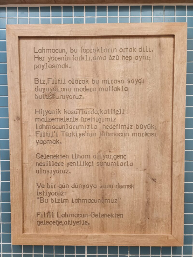 Filfil Lahmacun Kadıköy Duvar Yazısı