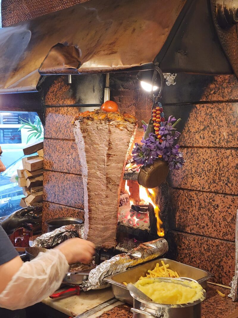 Pideban Pide Sarıyer Odun Ateşinde Döner 2