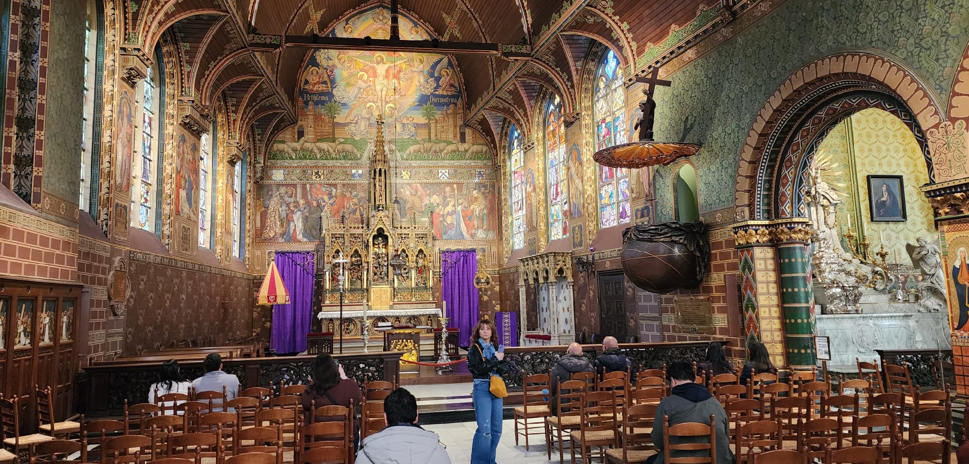 Brugge Kutsal Kan Bazilikası Basilica of the Holy Blood İçerisi