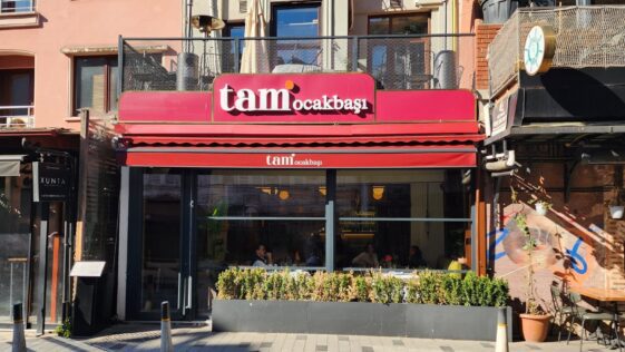 Tam Ocakbaşı Arnavutköy Girişi