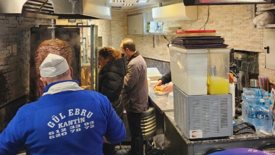 Gül Ebru Kantin İçerisi
