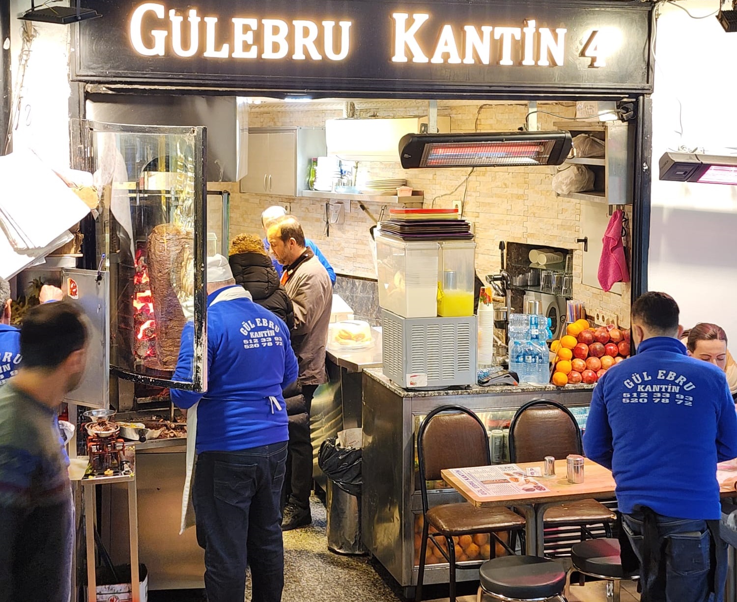 Gül Ebru Kantin Oturma Alanı