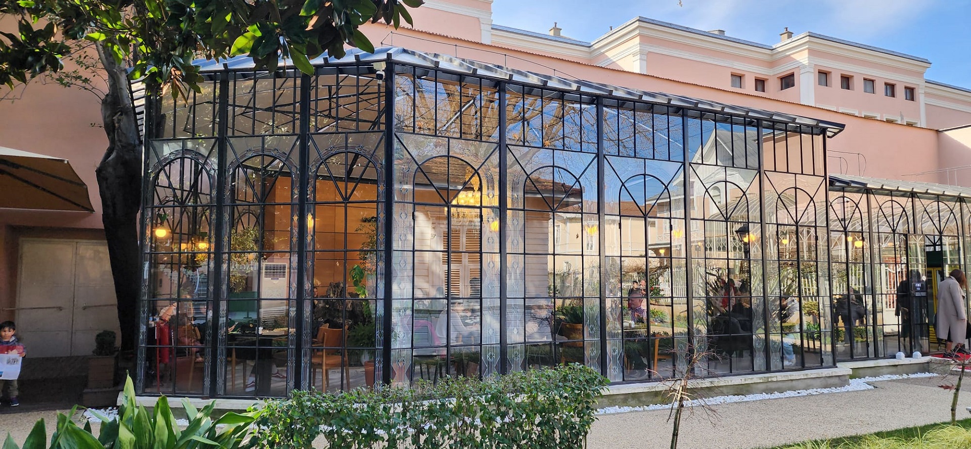 Limonluk Kafe Dolmabahçe Camdan Kafe