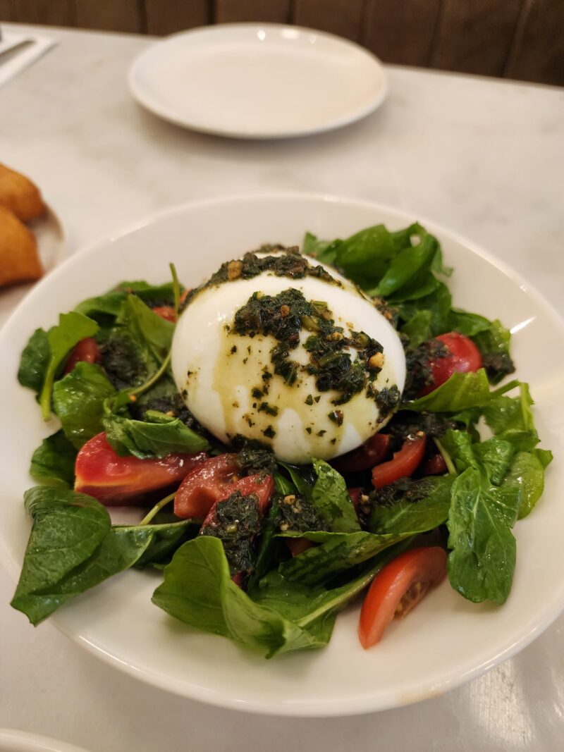Pizzeria Il Pellicano Burrata Salata